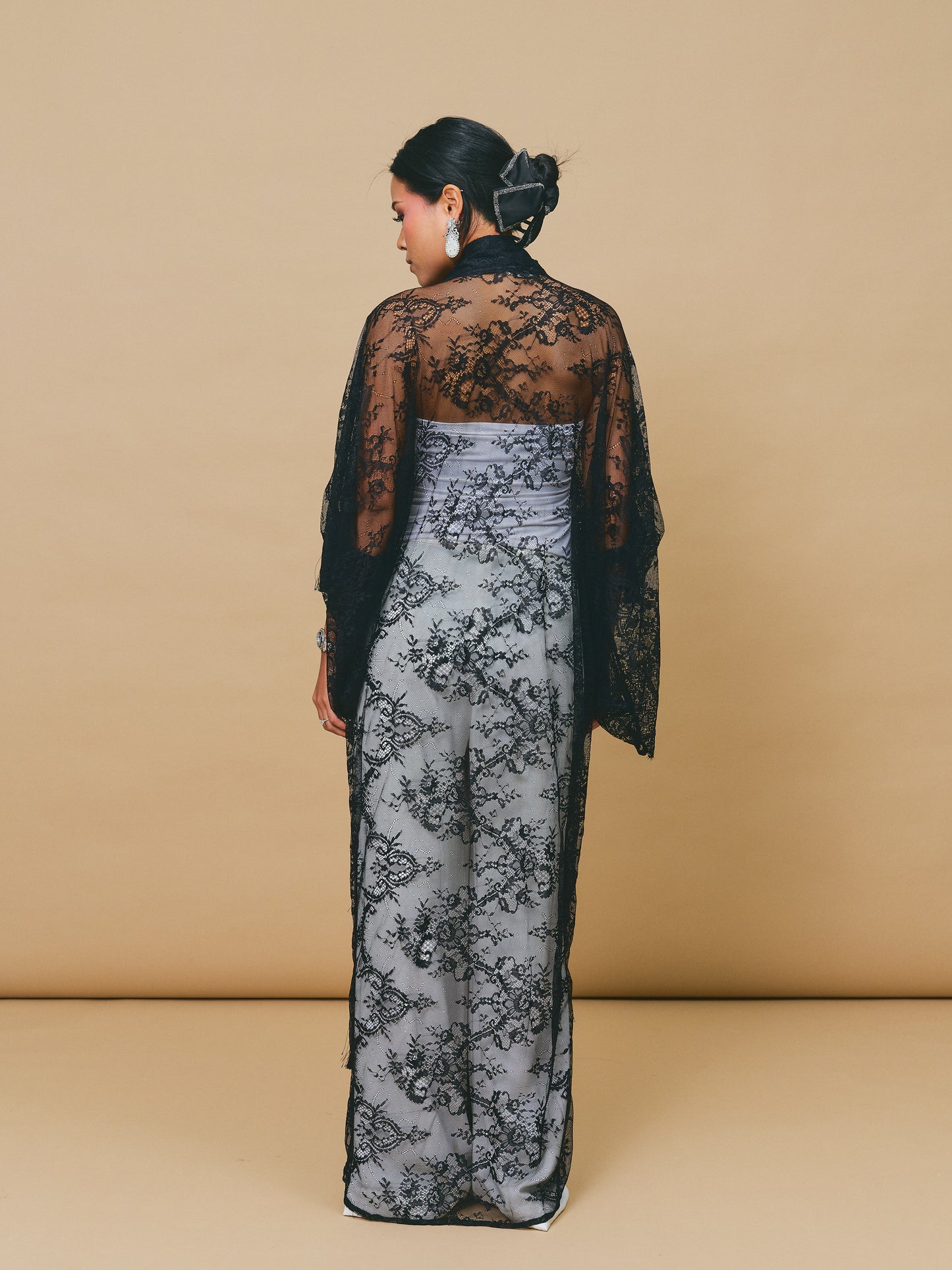 Full Lace Abaya in Black
